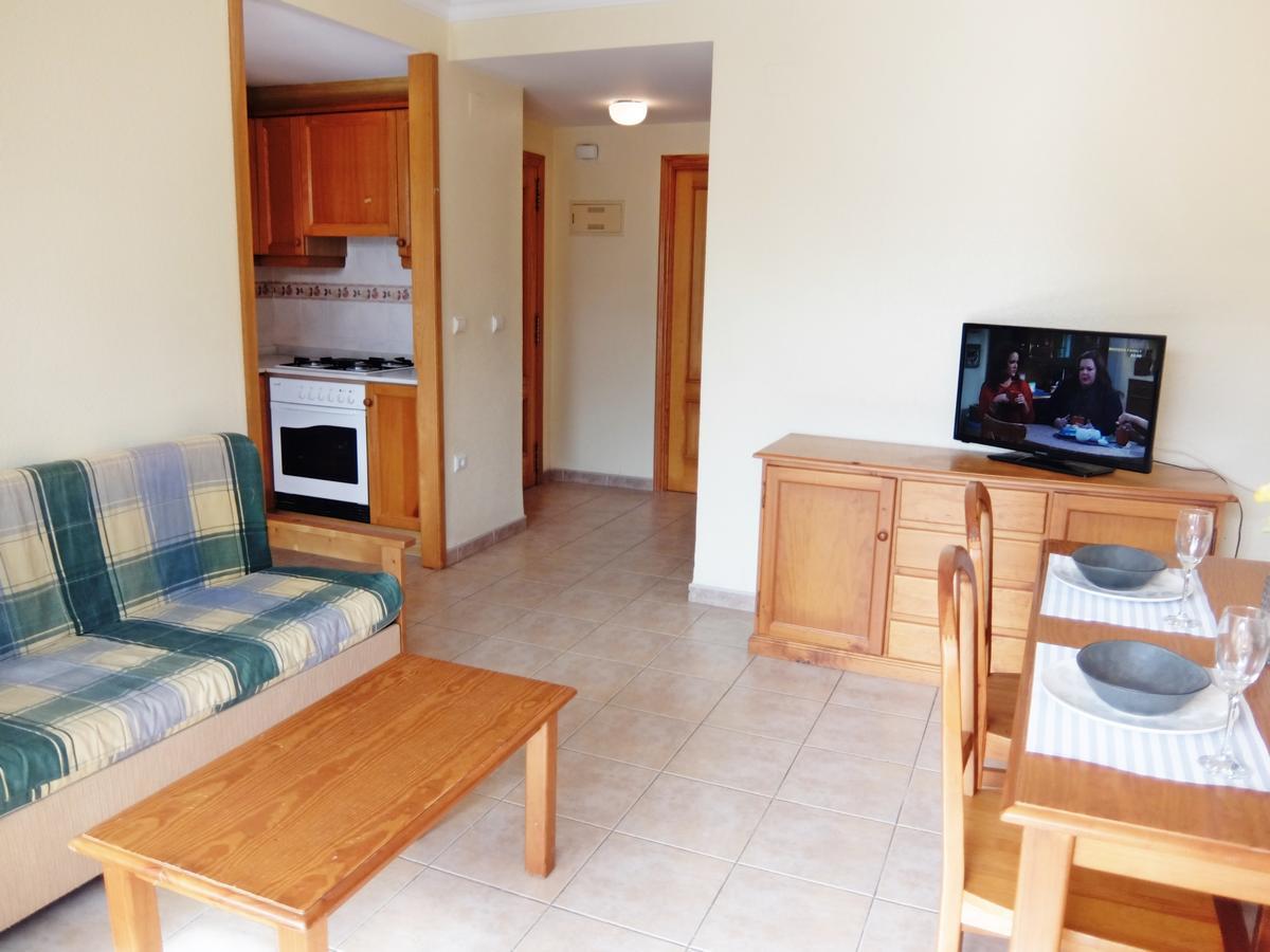 Los Juncos Apartamentos - Solo Familias Oliva Exterior foto